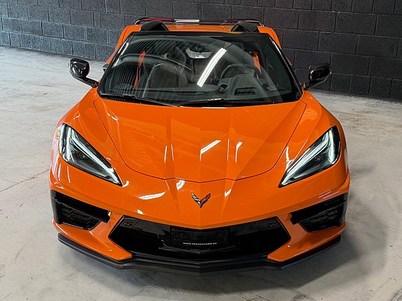 Chevrolet Corvette 4 of 5