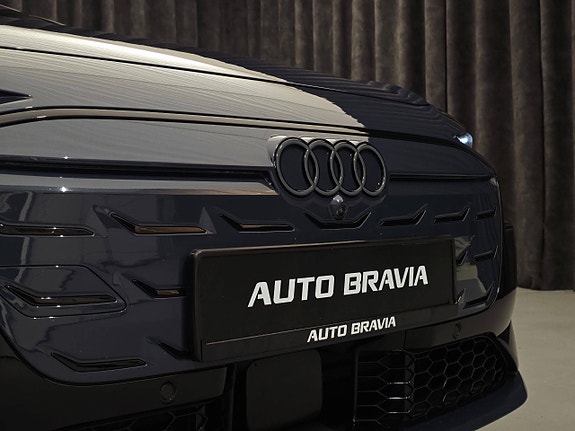 Audi S6 e-tron 13 of 30