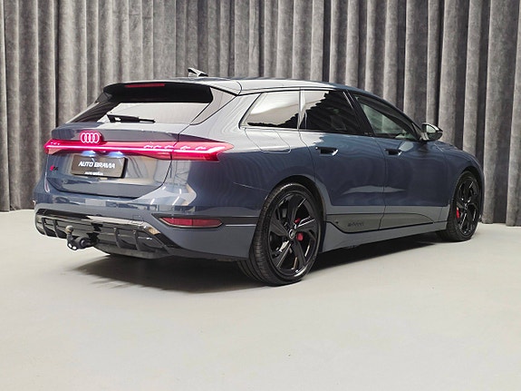 Audi S6 e-tron 7 of 30
