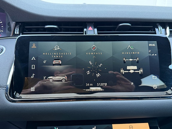 Land Rover Range Rover Evoque 16 of 30