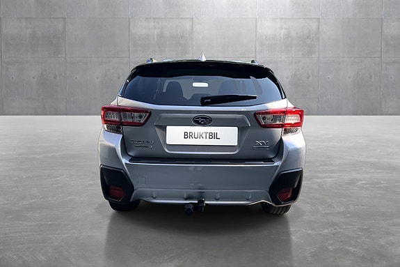Subaru XV 4 of 5