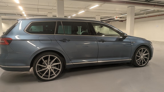 Volkswagen Passat 3 of 5