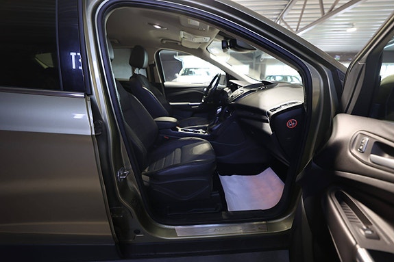 Ford Kuga 30 of 30