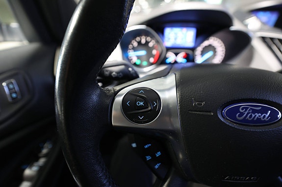 Ford Kuga 15 of 30