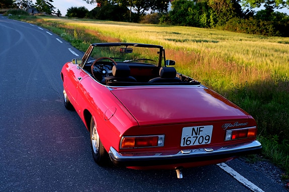 Alfa Romeo Spider 28 of 30