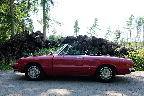 Alfa Romeo Spider 8 of 30