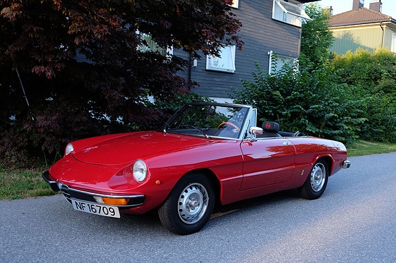 Alfa Romeo Spider 15 of 30