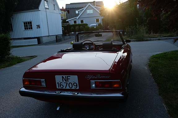 Alfa Romeo Spider 19 of 30