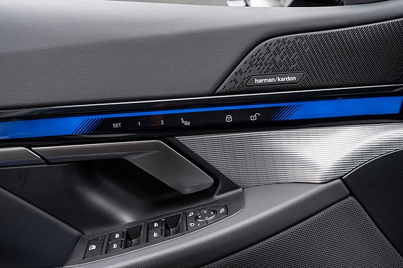 BMW i5 25 of 30
