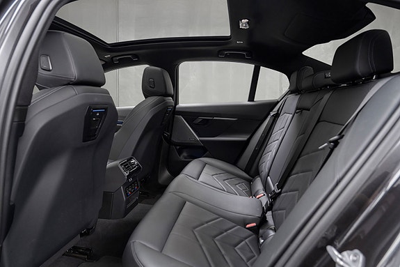 BMW i5 29 of 30