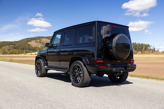 Mercedes-Benz Geländewagen 3 of 5