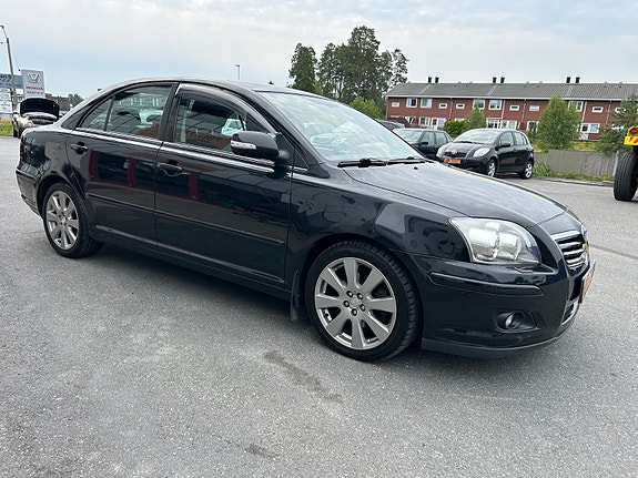 Toyota Avensis 5 of 5