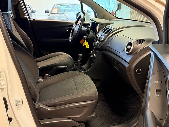 Chevrolet Trax 20 of 22