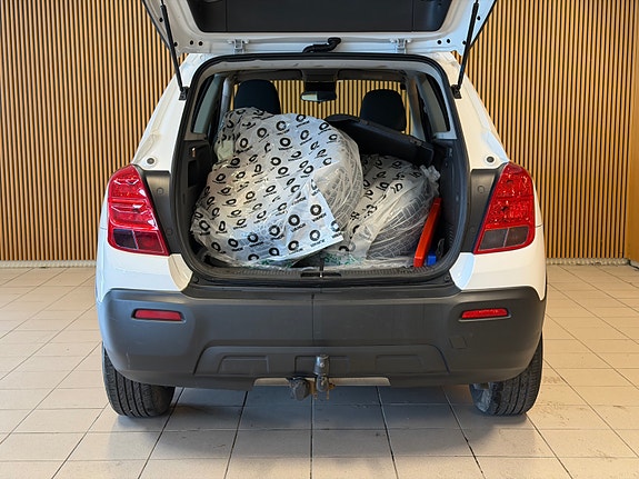 Chevrolet Trax 18 of 22