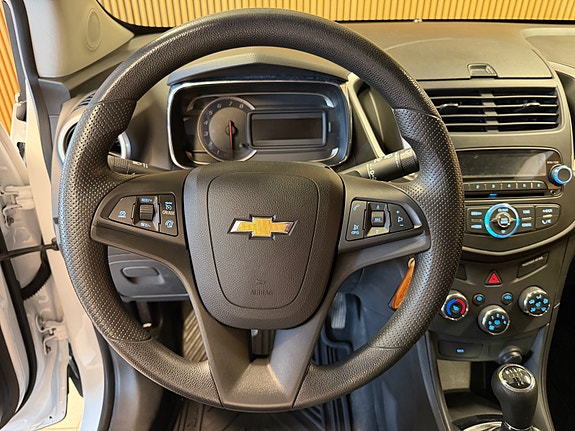 Chevrolet Trax 12 of 22
