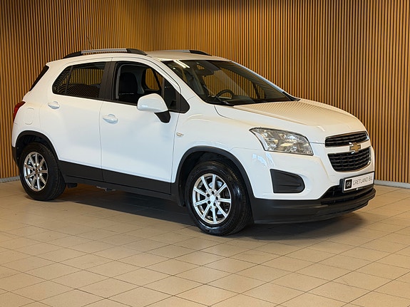 Chevrolet Trax 2 of 5