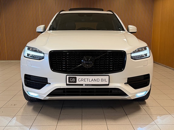 Volvo XC90 4 of 5