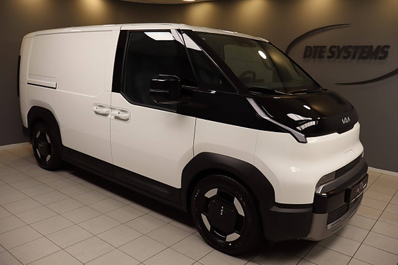 Kia PV5 12 of 30