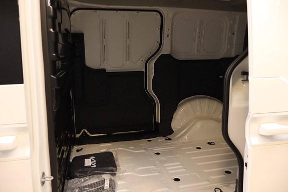 Kia PV5 26 of 30