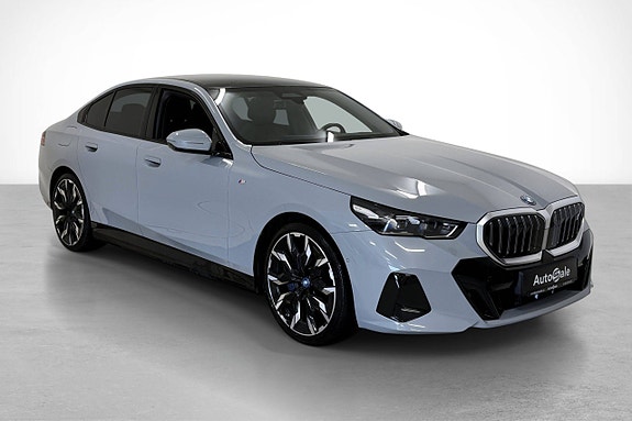 BMW i5 7 of 30