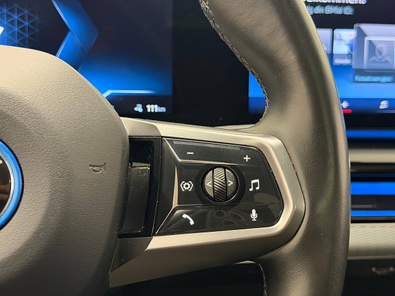 BMW i5 18 of 30
