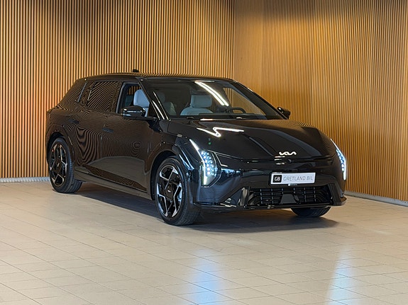 Kia EV4 2 of 25