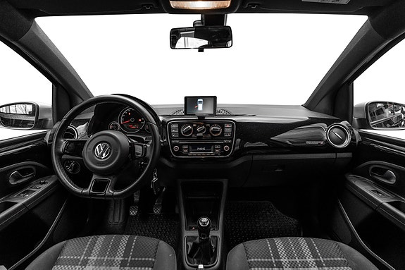 Volkswagen UP! 15 of 22