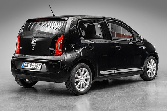 Volkswagen UP! 9 of 22