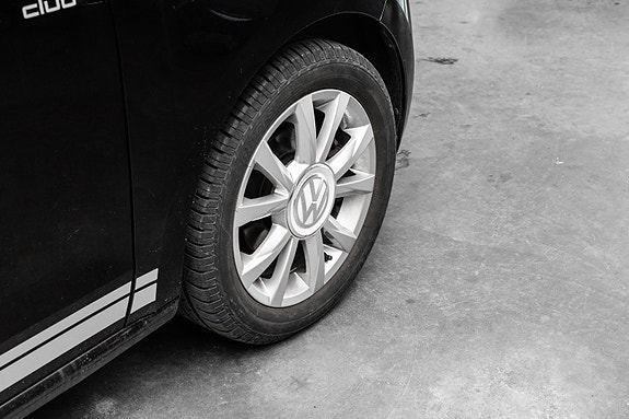 Volkswagen UP! 10 of 22