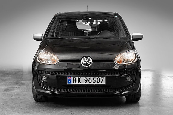 Volkswagen UP! 4 of 22