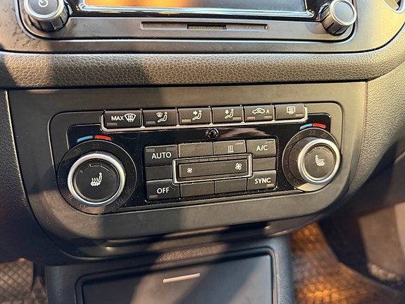 Volkswagen Golf Plus 24 of 30