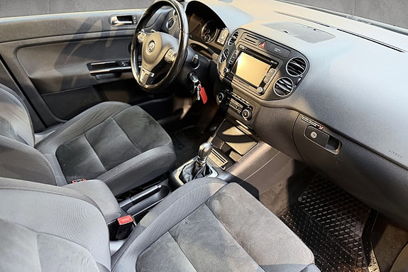 Volkswagen Golf Plus 17 of 30