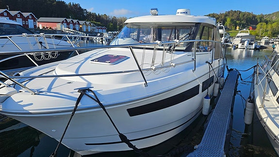 Jeanneau Merry Fisher 855 3 of 5