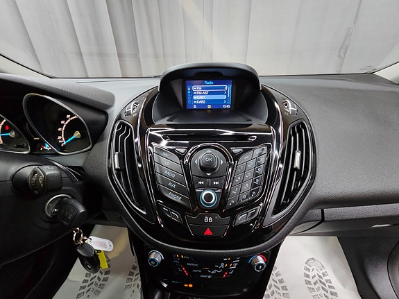 Ford B-MAX 26 of 30