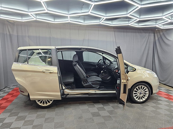 Ford B-MAX 4 of 5