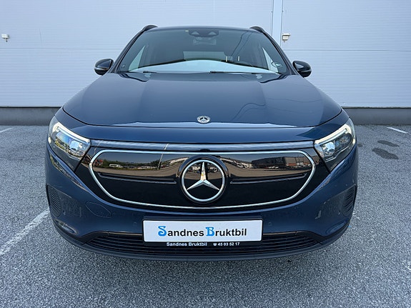 Mercedes-Benz EQA300 3 of 5