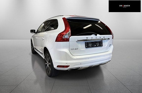 Volvo XC60 4 of 5