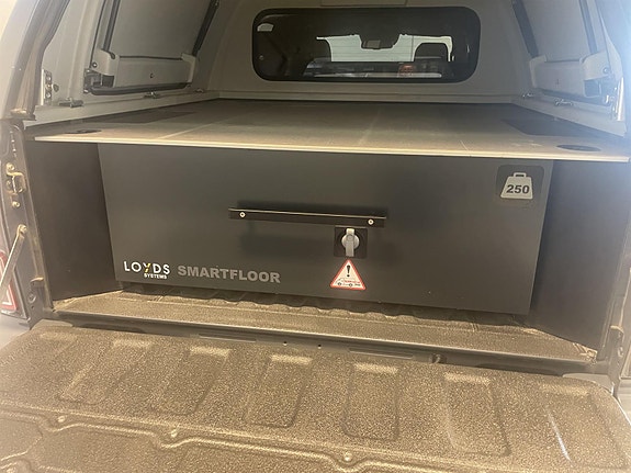Isuzu D-max 15 of 30