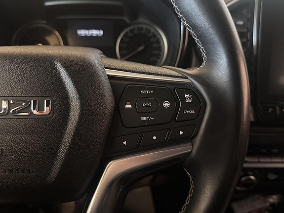 Isuzu D-max 8 of 30