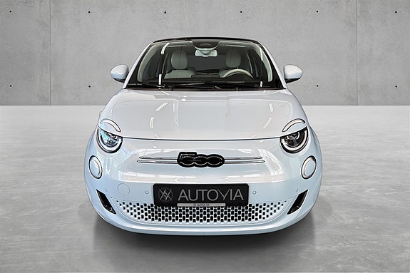 Fiat 500 2 of 5