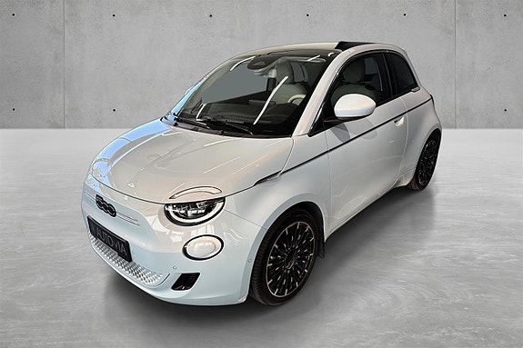 Fiat 500 3 of 5