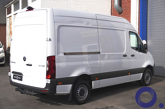 Mercedes-Benz Sprinter 317 9 of 25