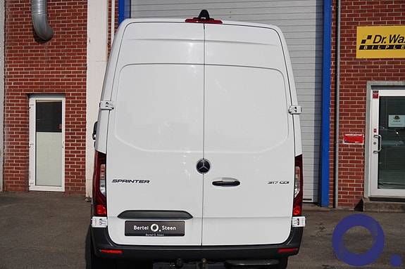 Mercedes-Benz Sprinter 317 8 of 25