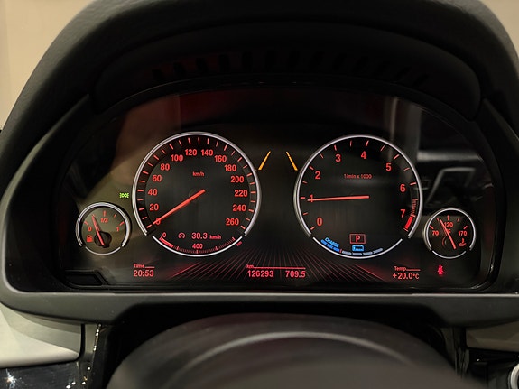 BMW X5 25 of 30