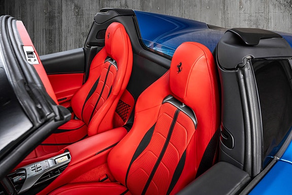 Ferrari 12Cilindri Spider 22 of 30