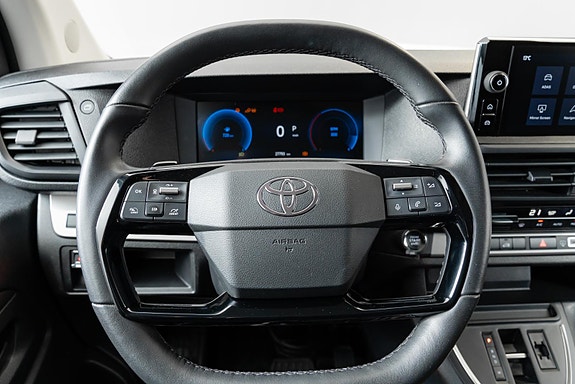 Toyota Proace 21 of 25