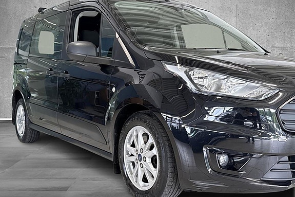 Ford Transit Connect 2 of 5