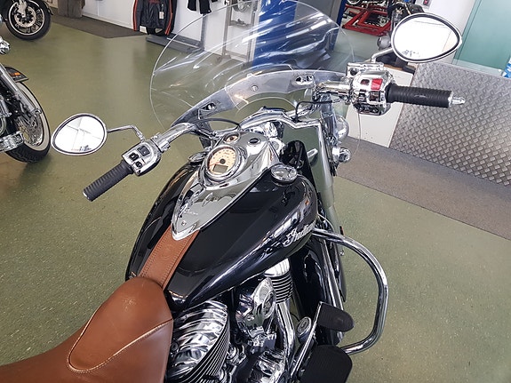 INDIAN Chief Vintage 7 of 7