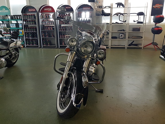 INDIAN Chief Vintage 2 of 7