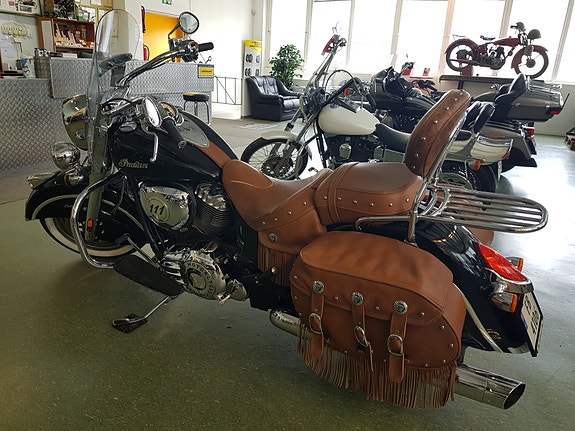 INDIAN Chief Vintage 4 of 7
